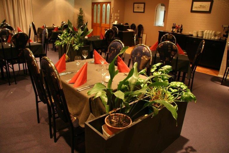 Food & Drinks, Central Park Motor Inn, Ruapehu