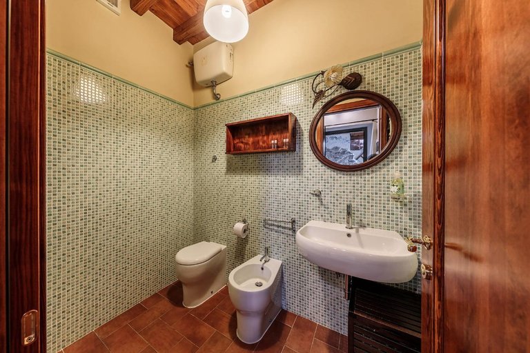 Bathroom 3, Agriturismo La Fontaccia, Florence