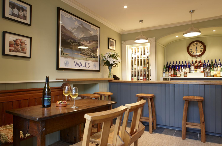 Others 3, Y Meirionnydd Boutique Hotel, Gwynedd