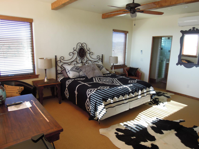 Others 5, Croad Vineyards - The Inn, San Luis Obispo
