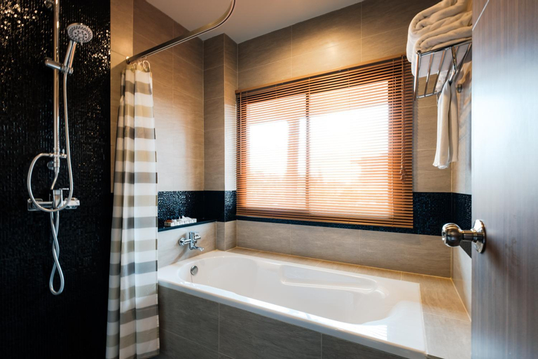Bathroom 6