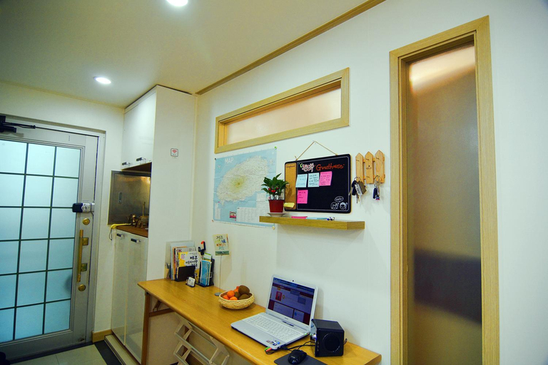 Public Area 2, Ganderak Guest House, Jeju