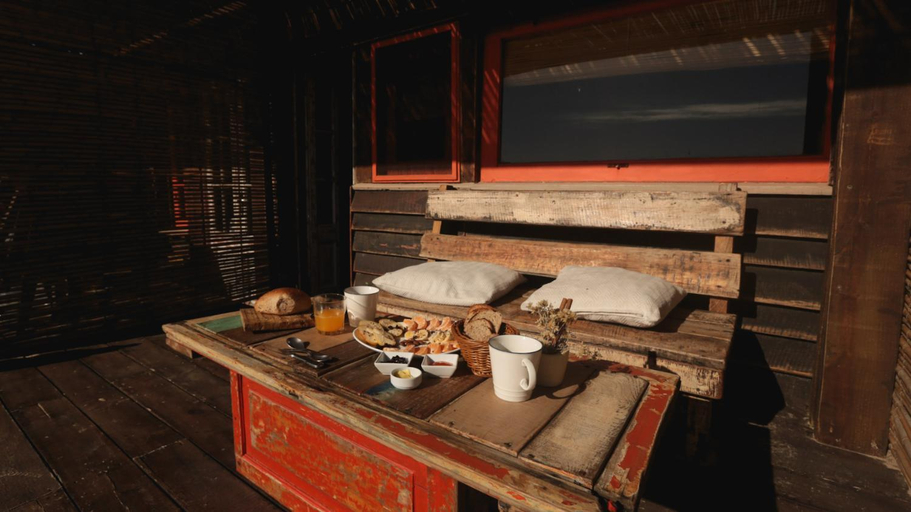 Food & Drinks 4, Narakan Cabo Polonio, Rocha