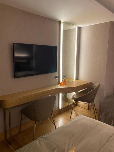 Bedroom 4, Lady Diana Hotel, Fatih