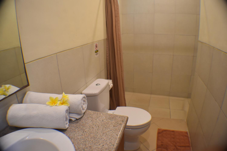 Bathroom, Dabumito Guest House, Badung