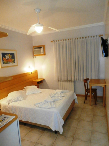 Bedroom 3, Icarope Hotel, Concórdia