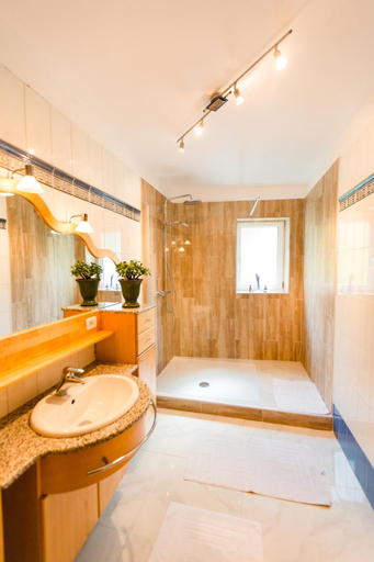 Bathroom 1, Gasthof Oberer Gesslbauer, Bruck-Mürzzuschlag