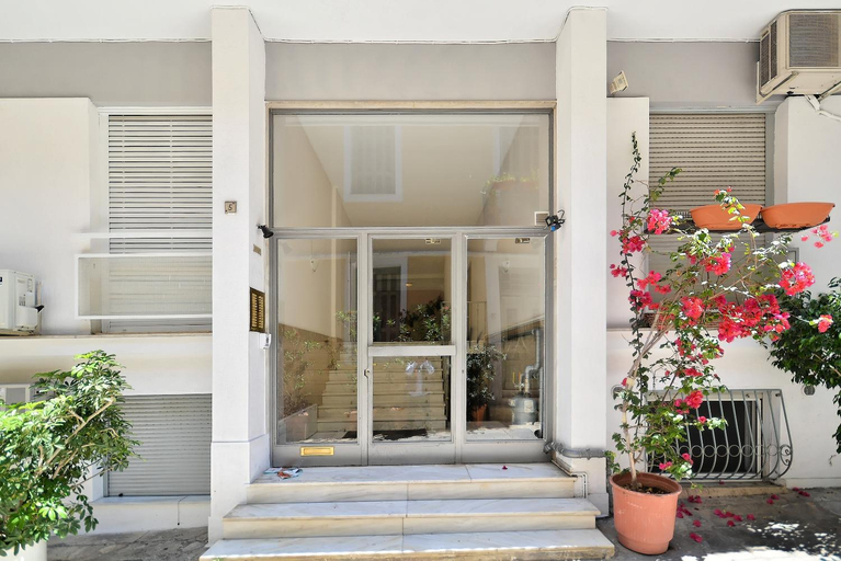 Others 3, Elegant Apartment, Attica