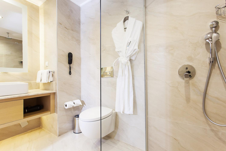 Bathroom 5, Divan Gaziantep, Şehitkamil