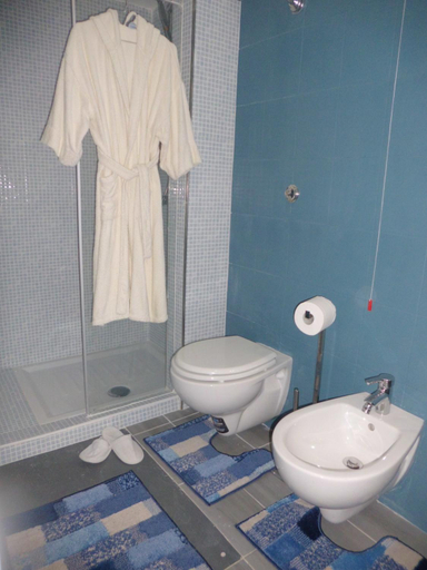 Bathroom 5, Oasi Madre Della Pace, Napoli