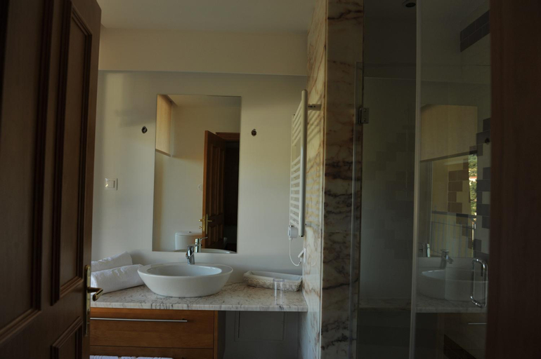 Bathroom 5