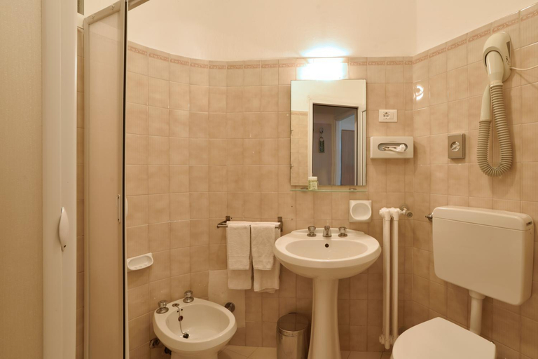 Bathroom 4, Hotel Ristorante La Marina Mhotelsgroup, Imperia