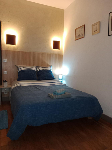 Bedroom 4, Aux Berges du Lac de Mondon, Haute-Vienne
