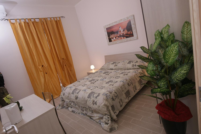 Bedroom 2, Rooms Monteverde, Rome