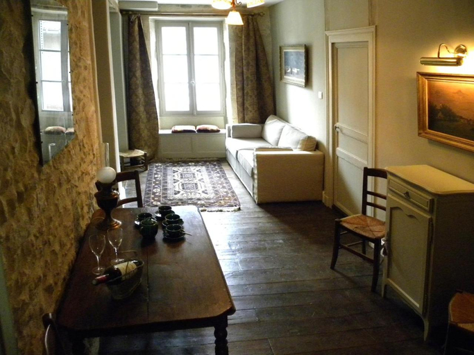 Bedroom 2, Le Logis Alexandra BnB, Vienne