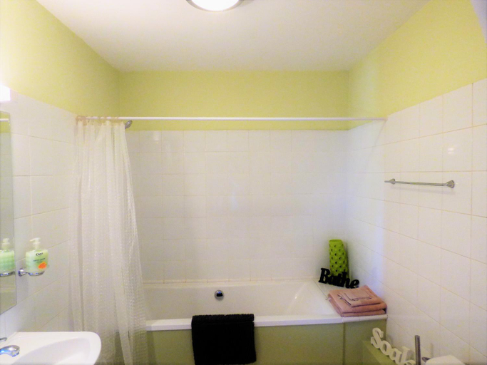 Bathroom 4, L'Ancien Presbytere Chambres D'hote ou Gite, Haute-Vienne