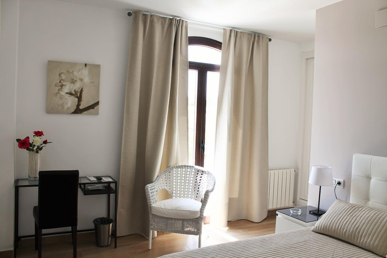 Others 4, Hostal Landhaus, Madrid