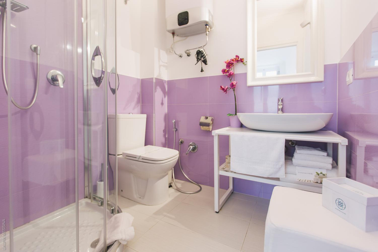 Bathroom 5, Dimore delle Zagare Ortigia, Syracuse