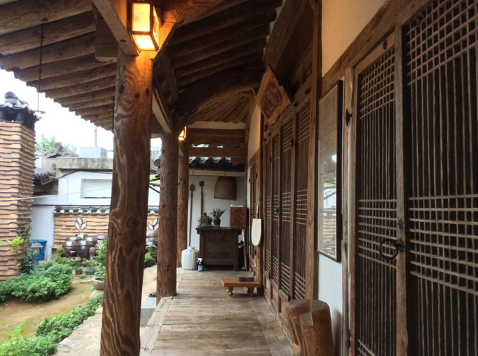 Others 5, Yangsajae, Jeonju