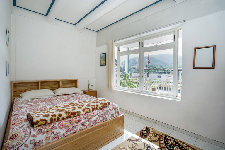 Bedroom 2, Sekar Gambir Homestay, Malang