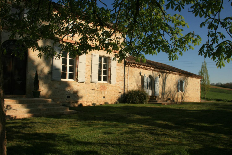 Exterior & Views 1, Le Farat Bed & Breakfast, Tarn-et-Garonne