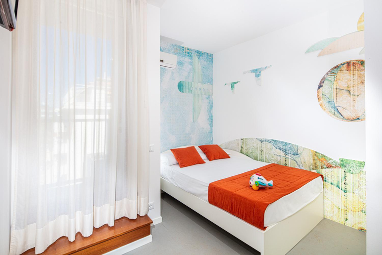 Bedroom 3, Hotel Atlantic, Udine