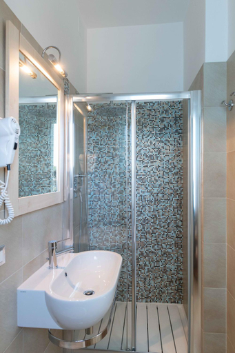 Bathroom 3