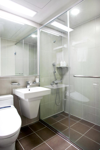 Bathroom 5, Hanwha Resort Haeundae, Haeundae