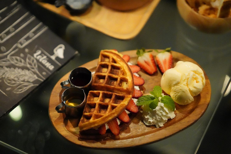 Food & Drinks 11