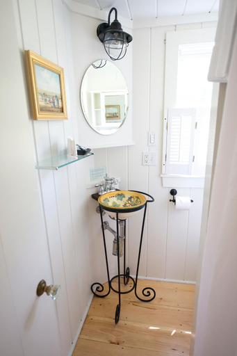 Bathroom 3, The Cottages at Cabot Cove, York