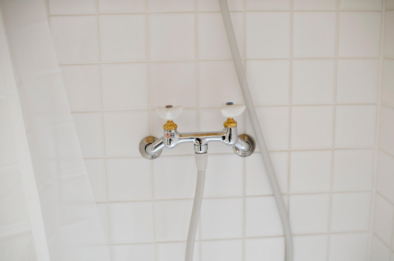 Bathroom 5, SARUYA HOSTEL, Fujiyoshida