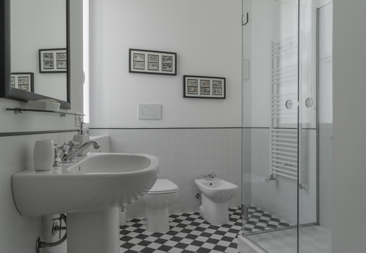 Bathroom 4