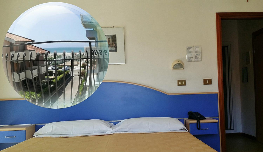 Others 3, Hotel La Falena, Ravenna