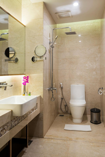 Bathroom 2, Boudl Al Sahafa, Riyadh