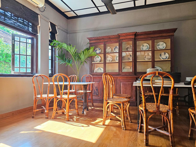 Food & Drinks 5, The Havelock Place Bungalow, Thimbirigasyaya