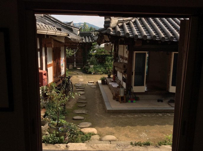 Others 3, Yangsajae, Jeonju