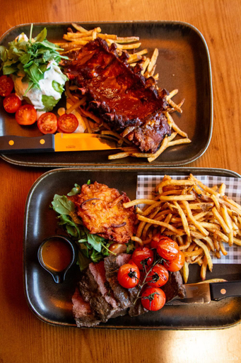 Food & Drinks 5, The Broadway Hotel and Carvery, Hertfordshire