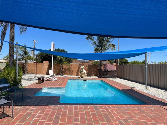 Sport & Beauty 5, Philadelphia Motor Inn, Campaspe - Echuca