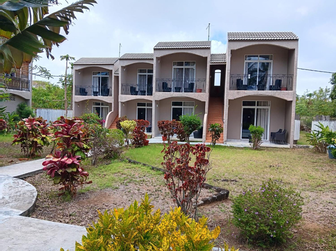 Others 4, Le Choisy Mauritius