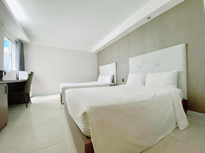 Bedroom 14