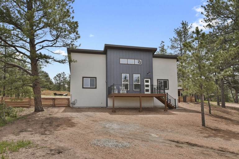 Exterior & Views 1, Modern Due Southwest, Teller