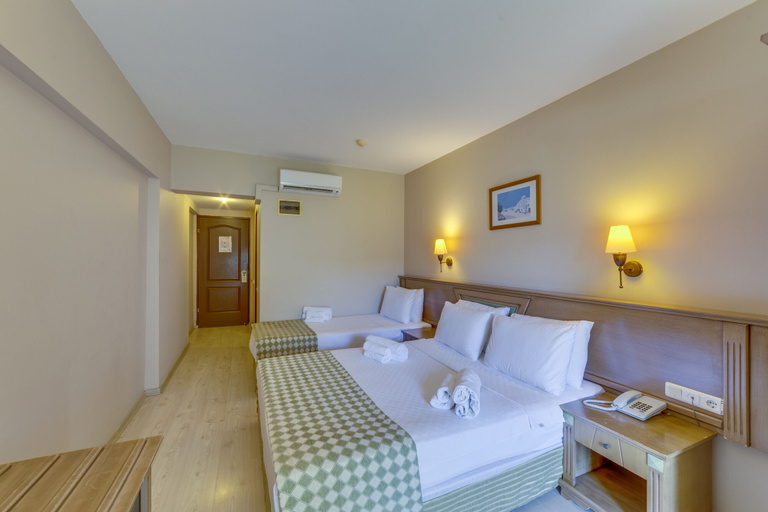 Bedroom 5, Smart Stay Beach Bodrum - All inclusive, Bodrum