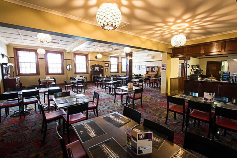 Food & Drinks 4, Castlereagh Hotel, Dubbo - Pt A
