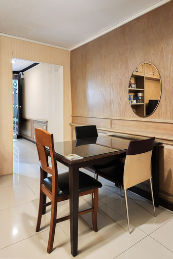 Dining Room 21