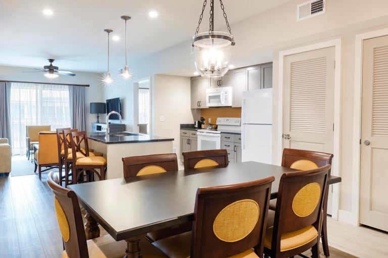 Food & Drinks 5, WorldMark Orlando - Kingstown Reef, Orange