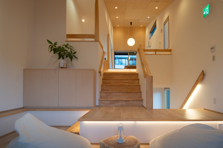 Others 3, Hako Reiro, Hakone