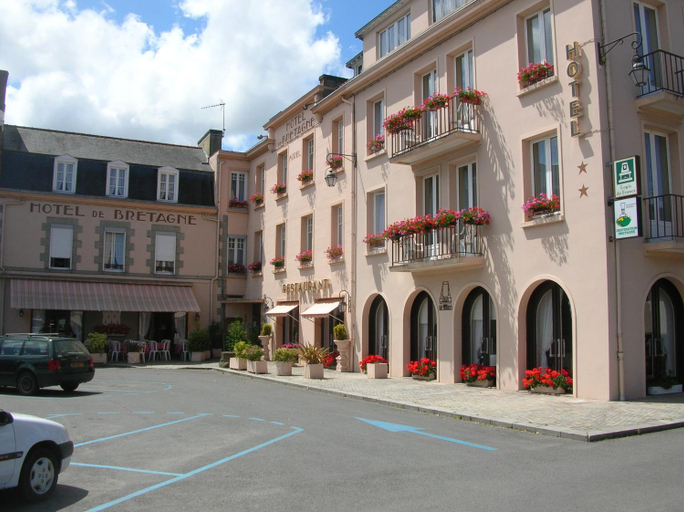 Exterior & Views 2, Logis Hotel De Bretagne, Ille-et-Vilaine