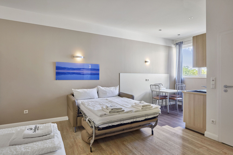 Bedroom 3, Boardinghotel Heidelberg, Heidelberg