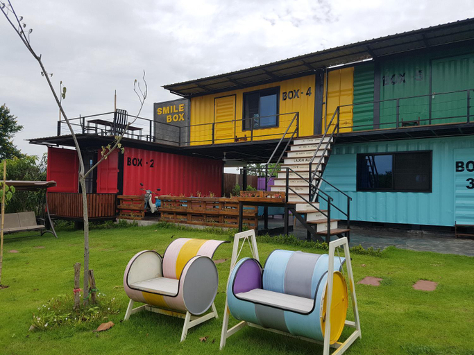 Others 5, Smile Box Coffee & Resort, K. Nong Hin