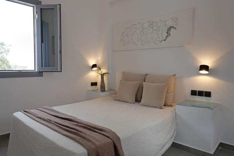 Bedroom 3, Fira Citizens Rooms, South Aegean